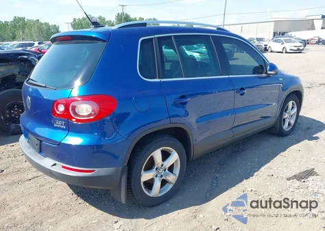 2010 Volkswagen Tiguan Wolfsburg Edition z USA, uszkodzony, nr VIN WVGBV7AX9AW002290